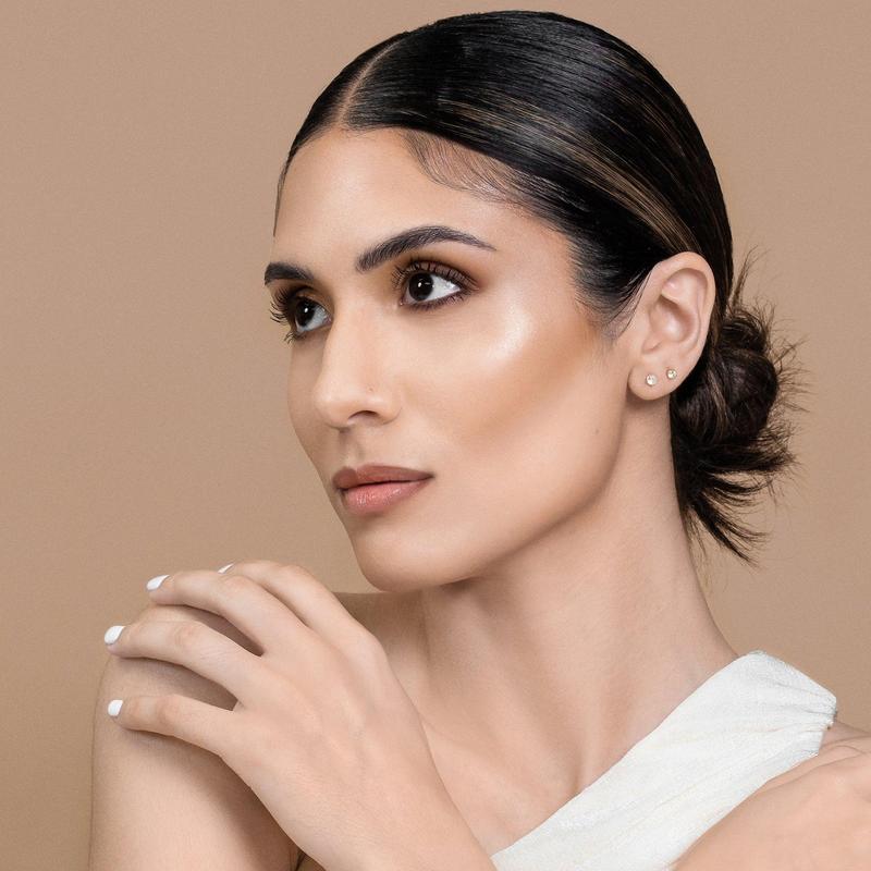 ๐จ The Art of Definition: A Curated Bronzer, Blush & Brush Set ๐น