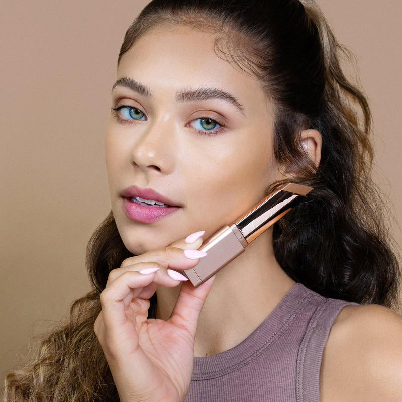 ๐จ The Art of Definition: A Curated Bronzer, Blush & Brush Set ๐น