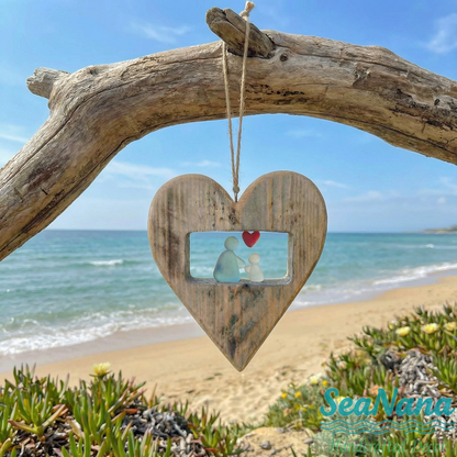 💗Handcrafted Sea Glass Heart Wall Ornament: Keep Your Loved Ones Close