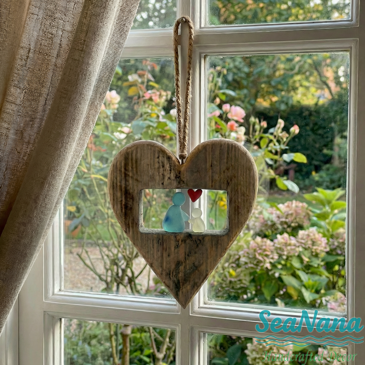 💗Handcrafted Sea Glass Heart Wall Ornament: Keep Your Loved Ones Close